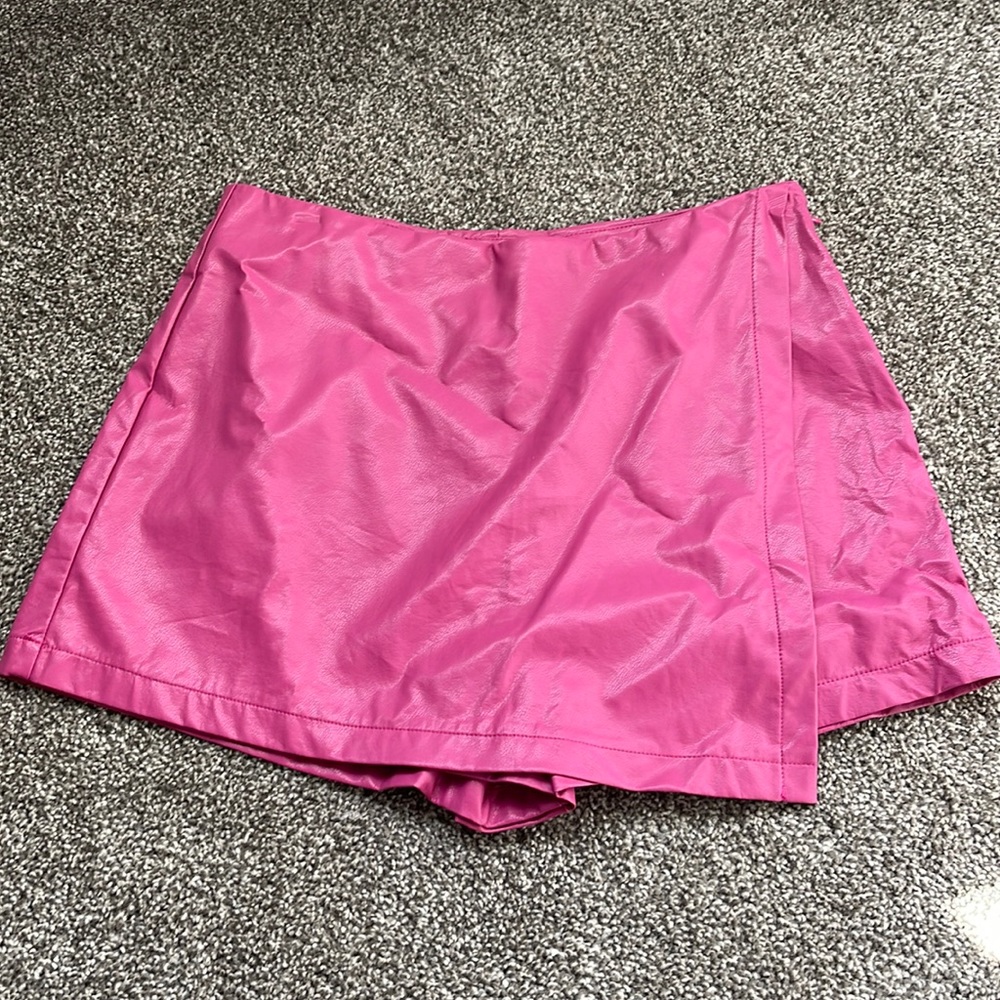 Pink leather skort